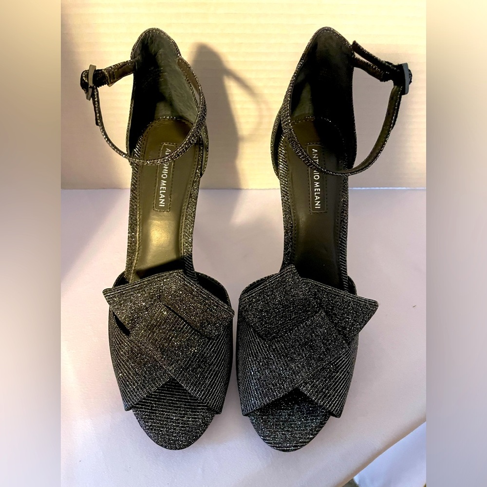 Antonio Melani Silver Gray Bow Trim Ankle Strap Heels
